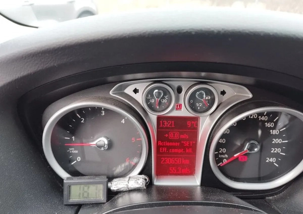 Ford Focus cena 17900 przebieg: 230000, rok produkcji 2010 z Częstochowa małe 466